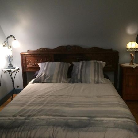 Bed and Breakfast La Forge De La Coudraie Pleugueneuc Exterior foto