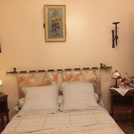Bed and Breakfast La Forge De La Coudraie Pleugueneuc Exterior foto