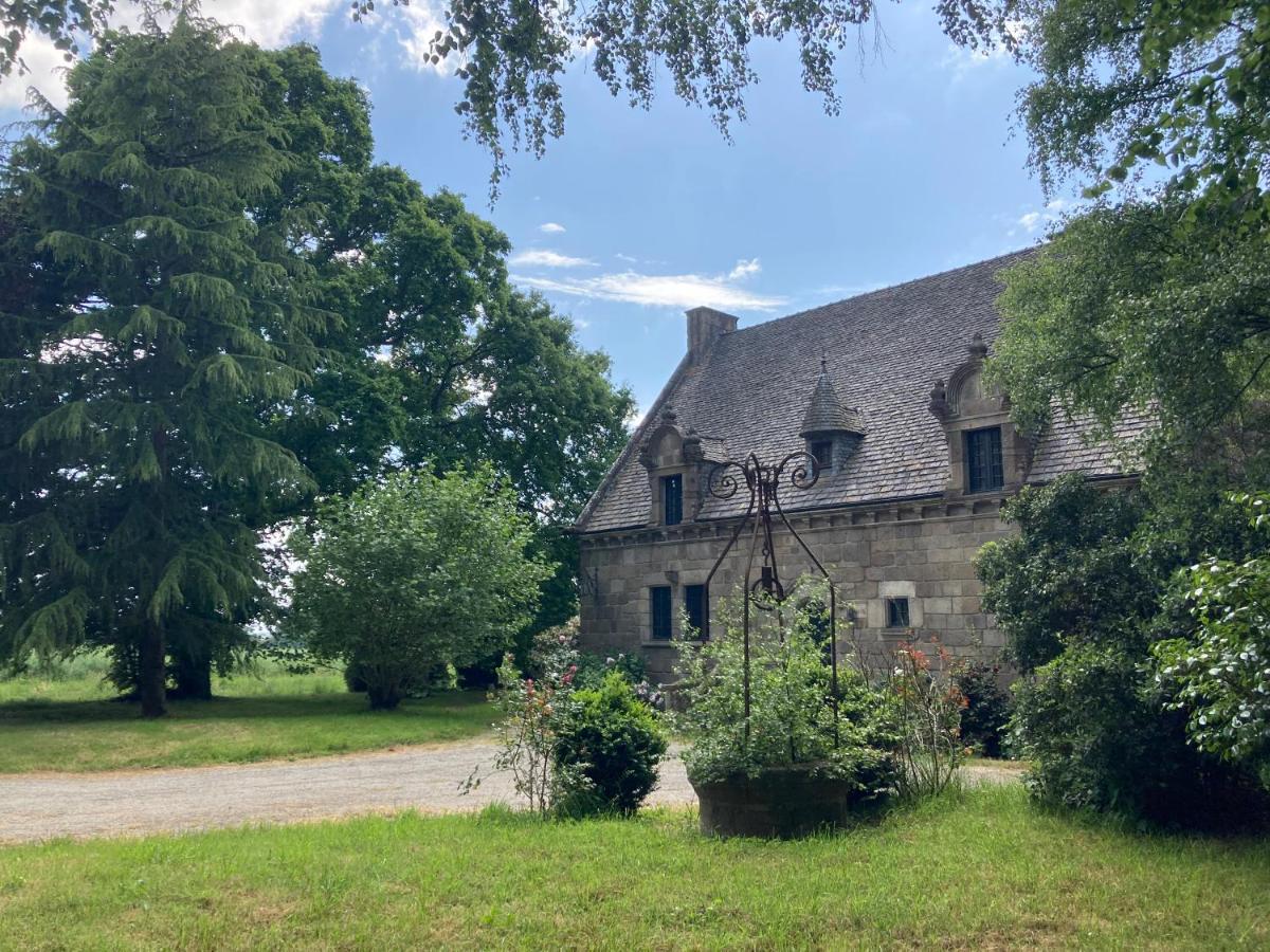 Bed and Breakfast La Forge De La Coudraie Pleugueneuc Exterior foto