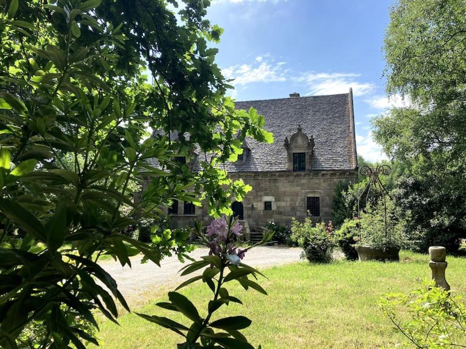 Bed and Breakfast La Forge De La Coudraie Pleugueneuc Exterior foto